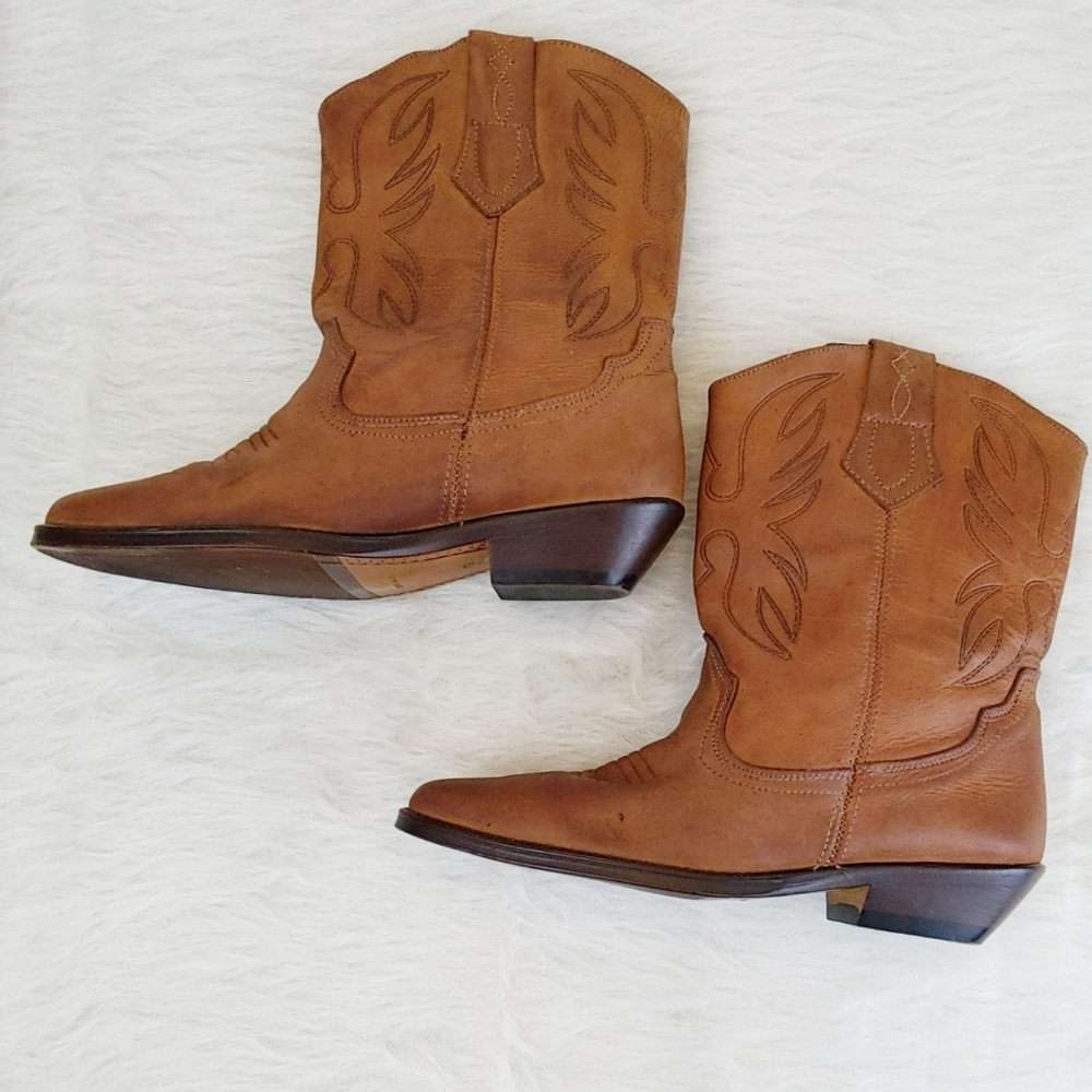 KB & company leather boots Sz 7.5